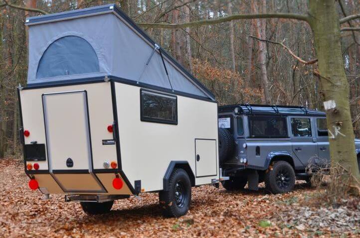 L-Line Smartcamp with folding roof