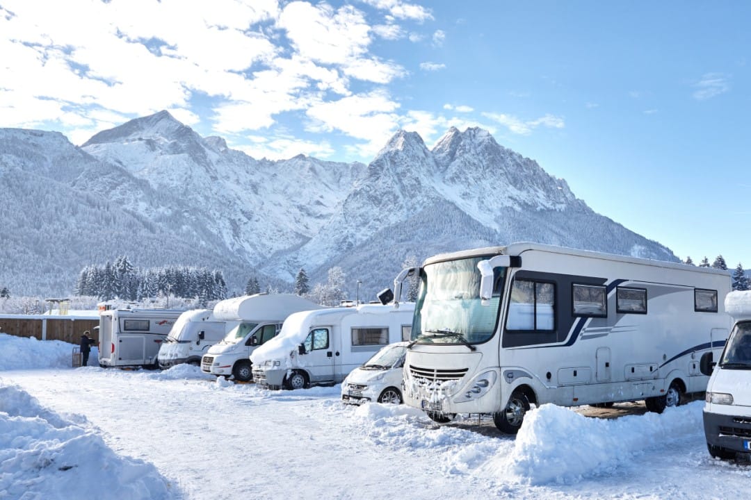 Winter camping on the Zugspitze
