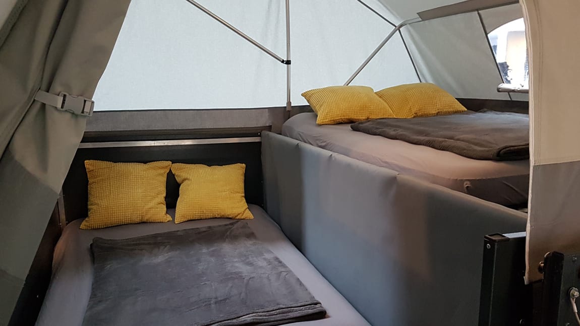 View inside the folding caravan (c)Cultmobil