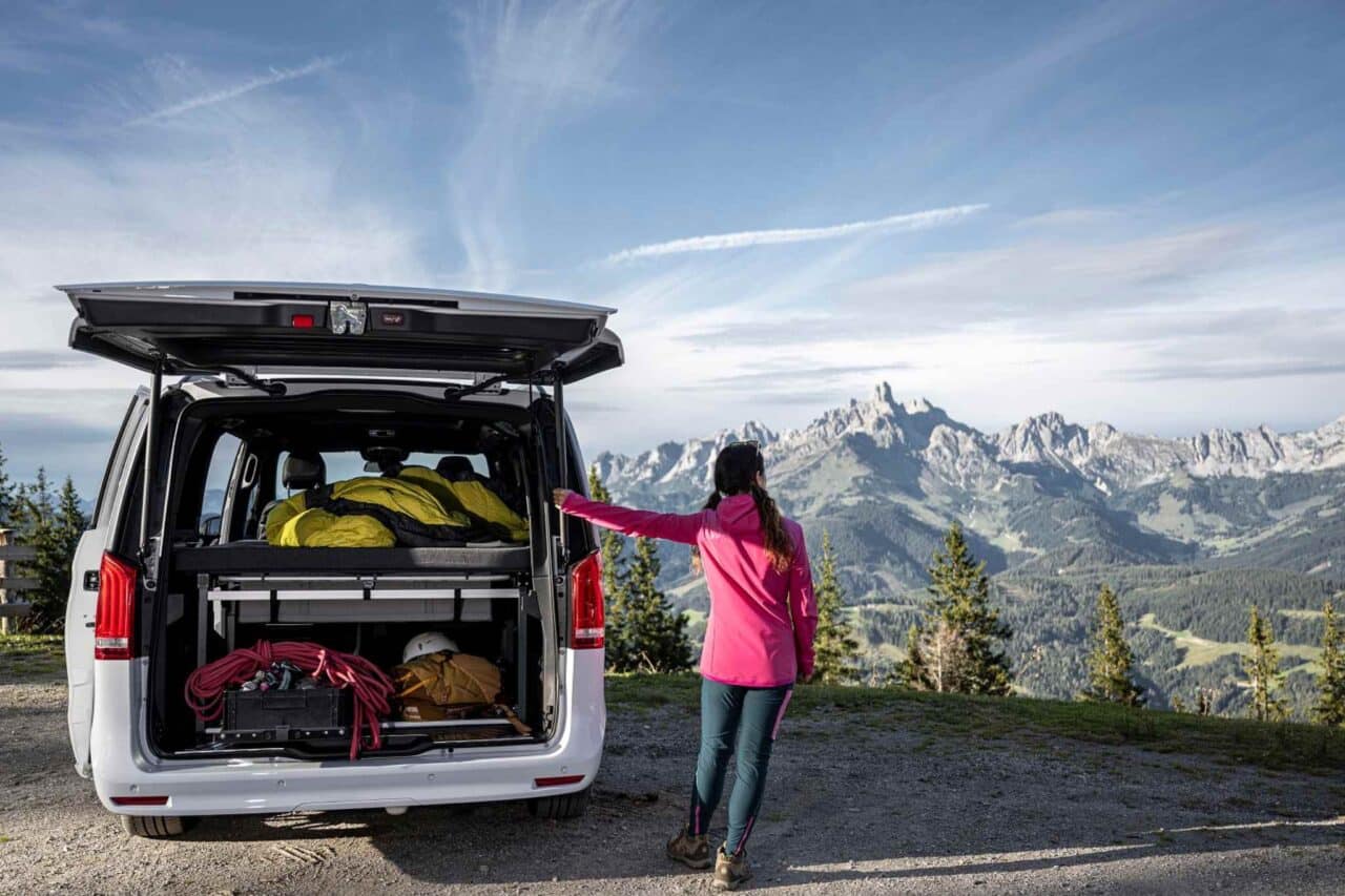 The system is available for 35 different vehicles. Stefan Pappernigg, QUBIQ - Camping Module