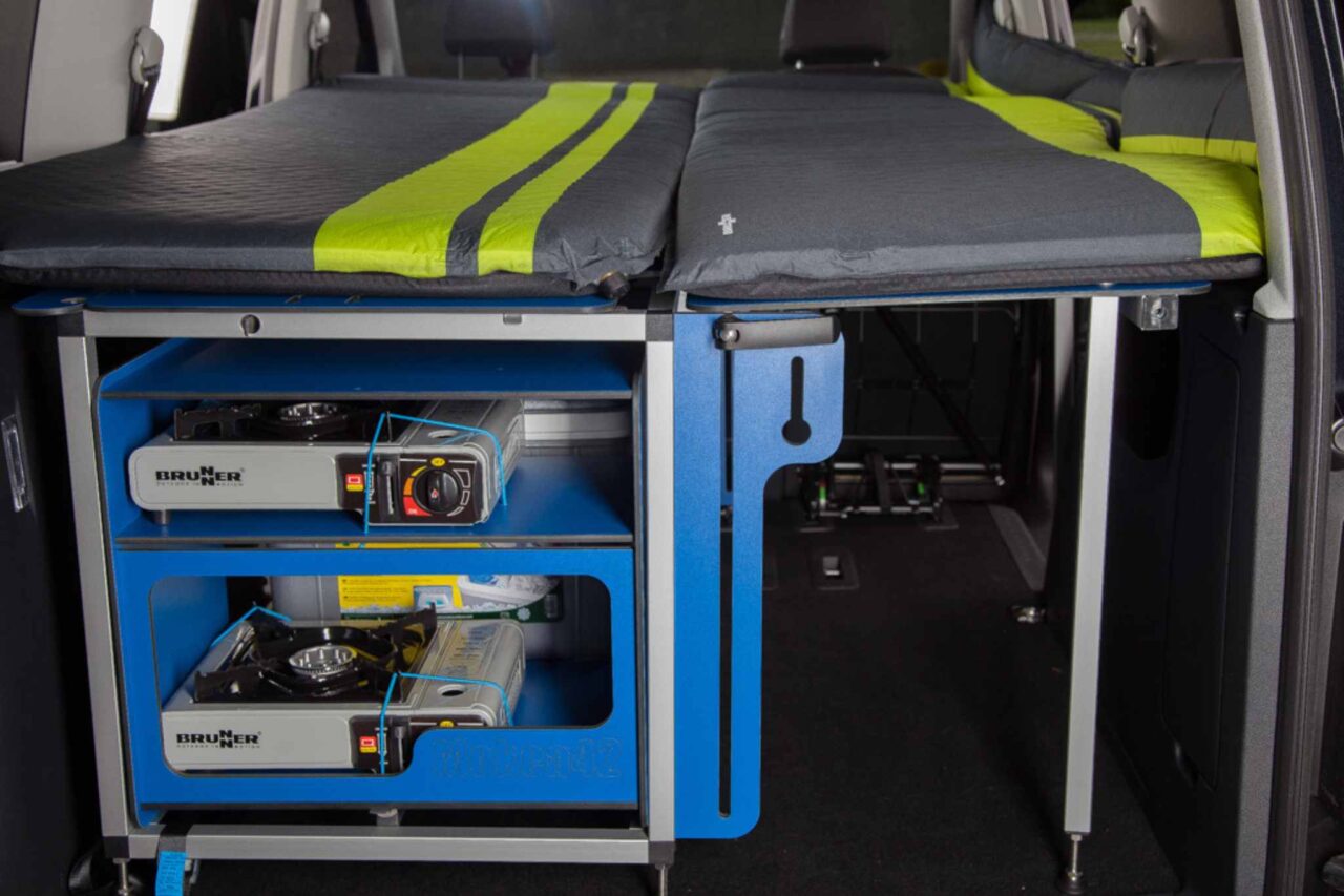 With the MOKEA42 camping box, there is still enough storage space for additional camping equipment despite the module. Ulf Oesterwind Camping modules