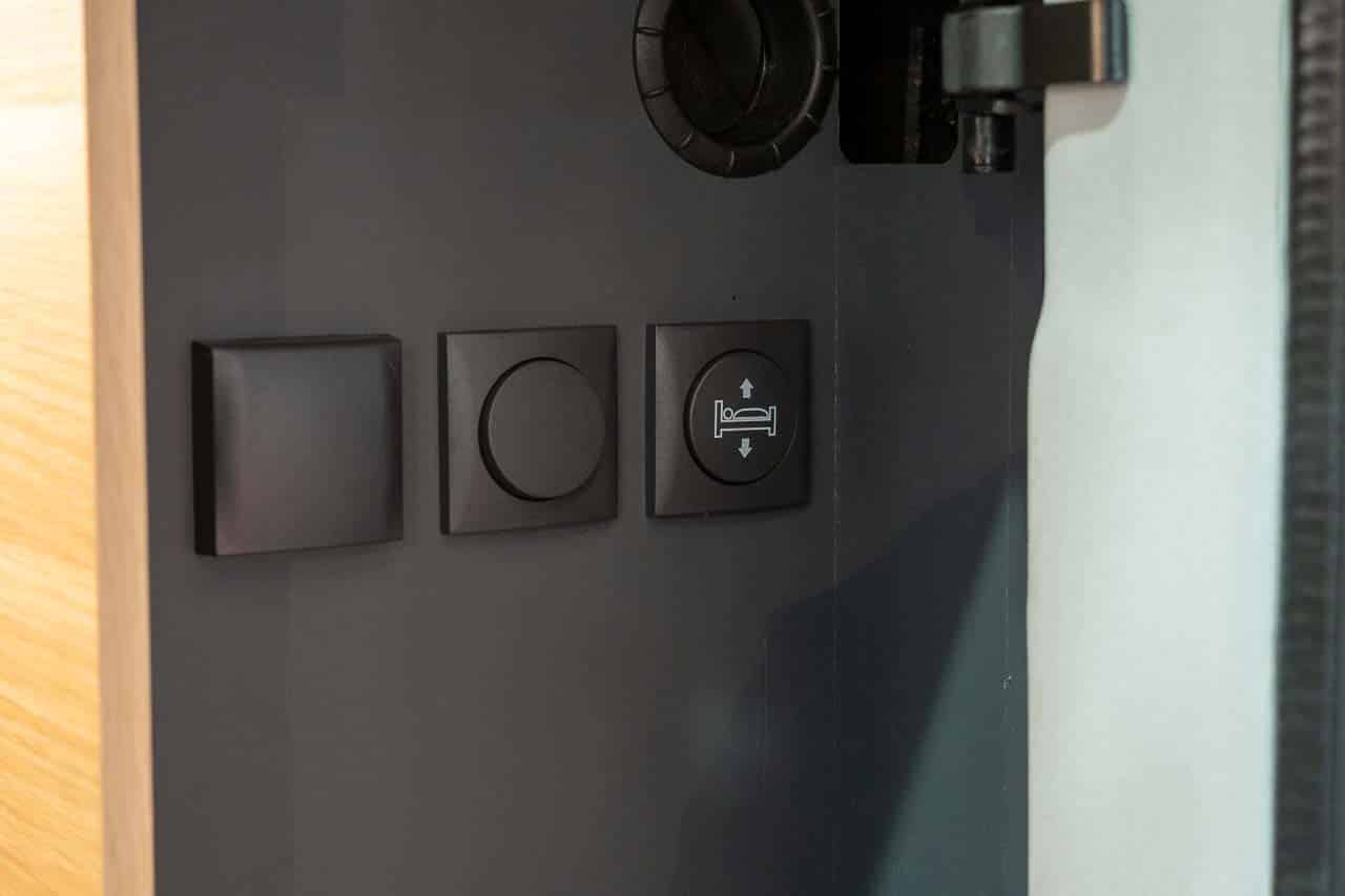 Adria TWIN MAX 680 Knob for fold-down bed