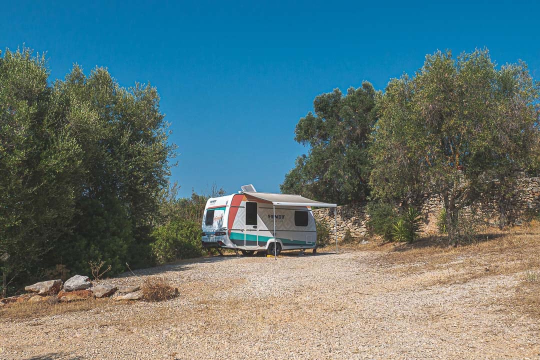 kleine wohnwagen mit toilette und dusche FIMG