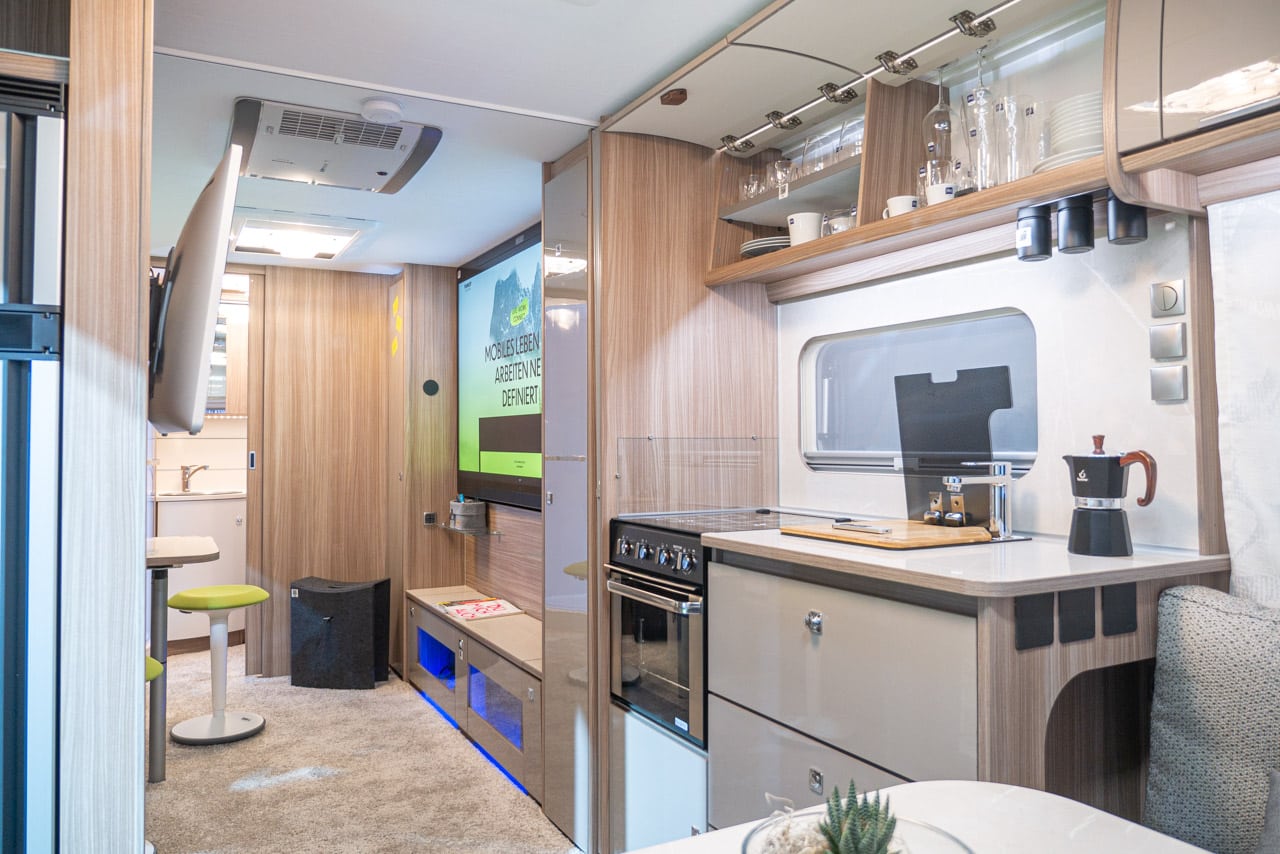Highlights at Caravan Salon 2023: Innovations at the world's largest camping trade fair 5 Fendt Concept Work & Connect Adfendture Caravan Salon 2023 Model Work Kitchen