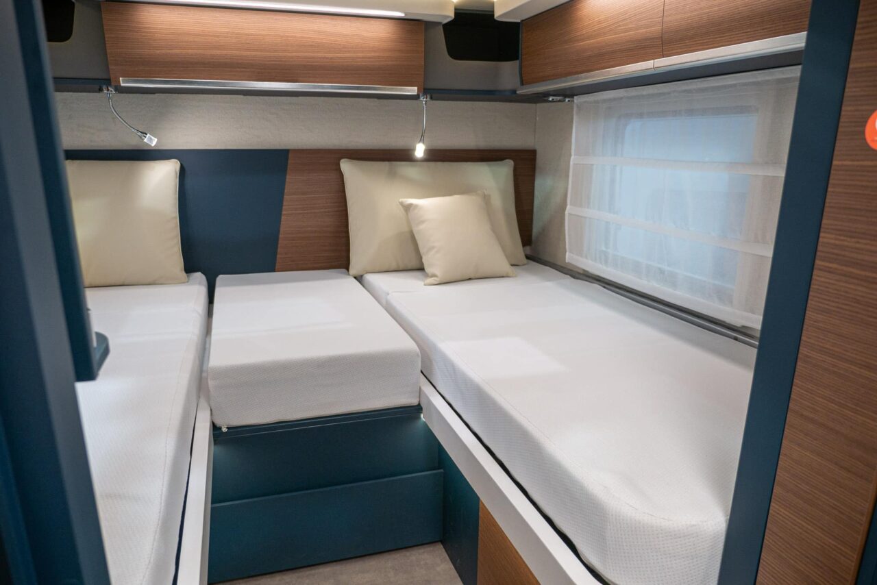 Laika Kreos H 5109 (2024): fully integrated luxury motorhome in a class of its own - with 360° tour! 5 laika kreos h 5109 einzelbetten