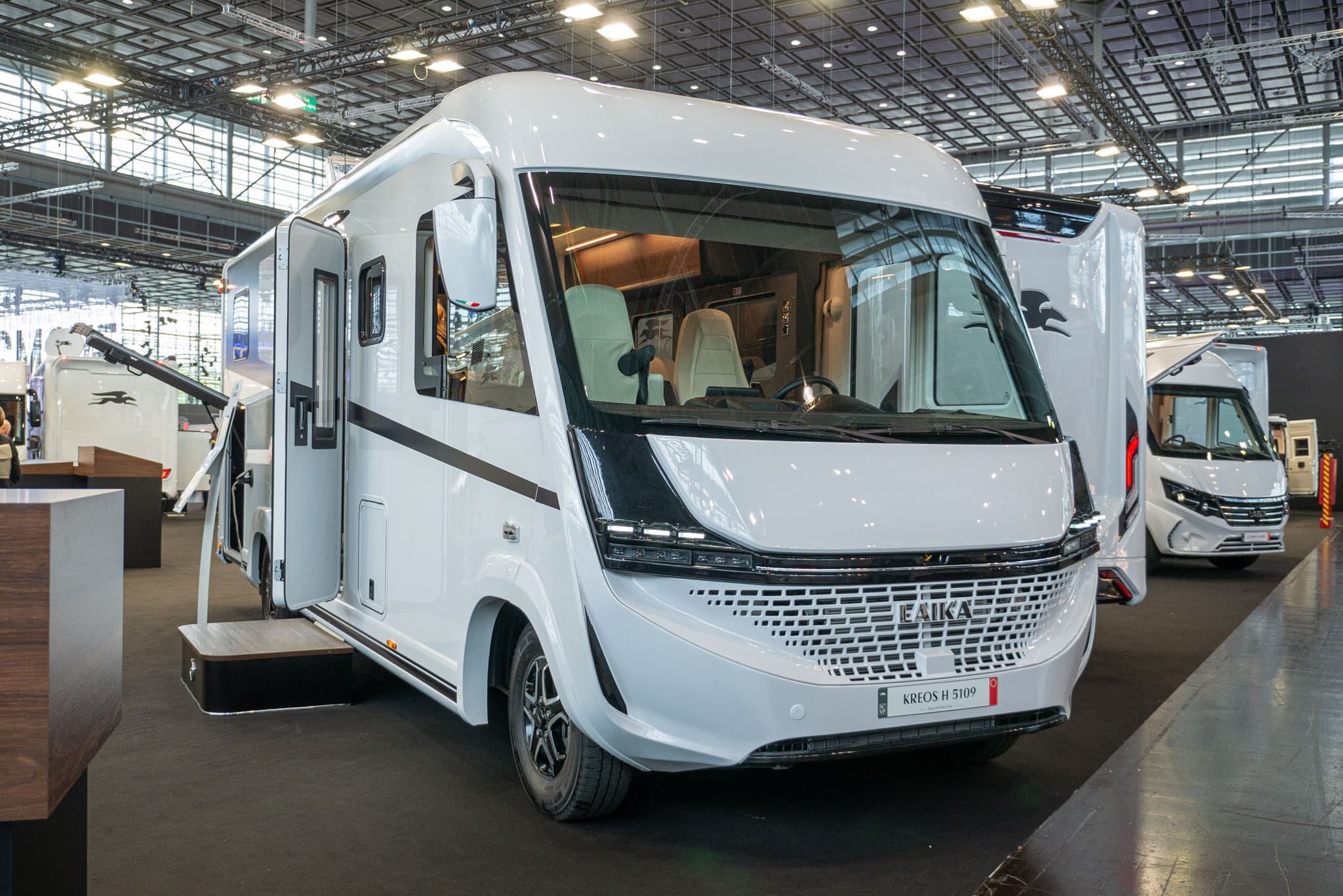 Laika Kreos H 5109 (2024): fully integrated luxury motorhome in a class of its own – with 360° tour!
