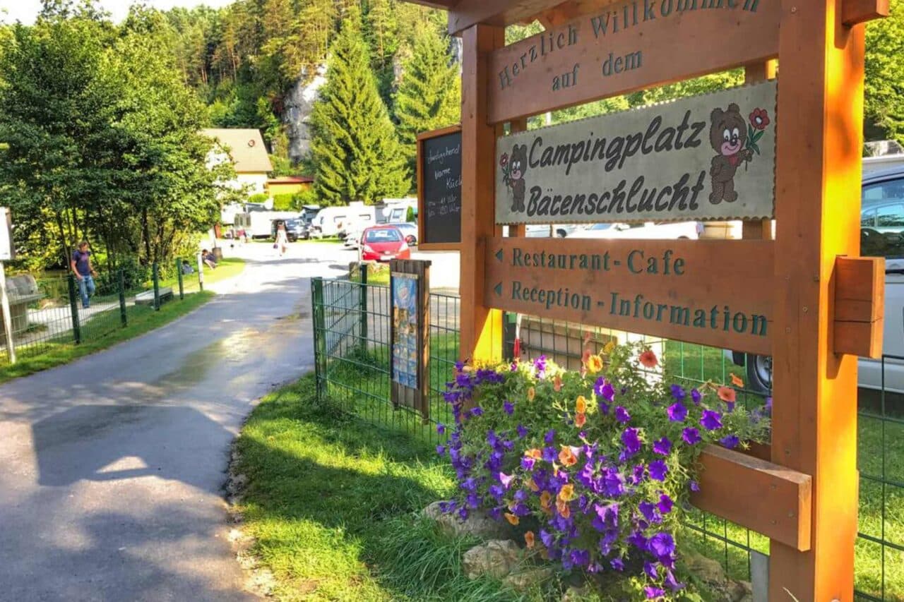 Camping near spectacular caves in Germany - Teufelshöle