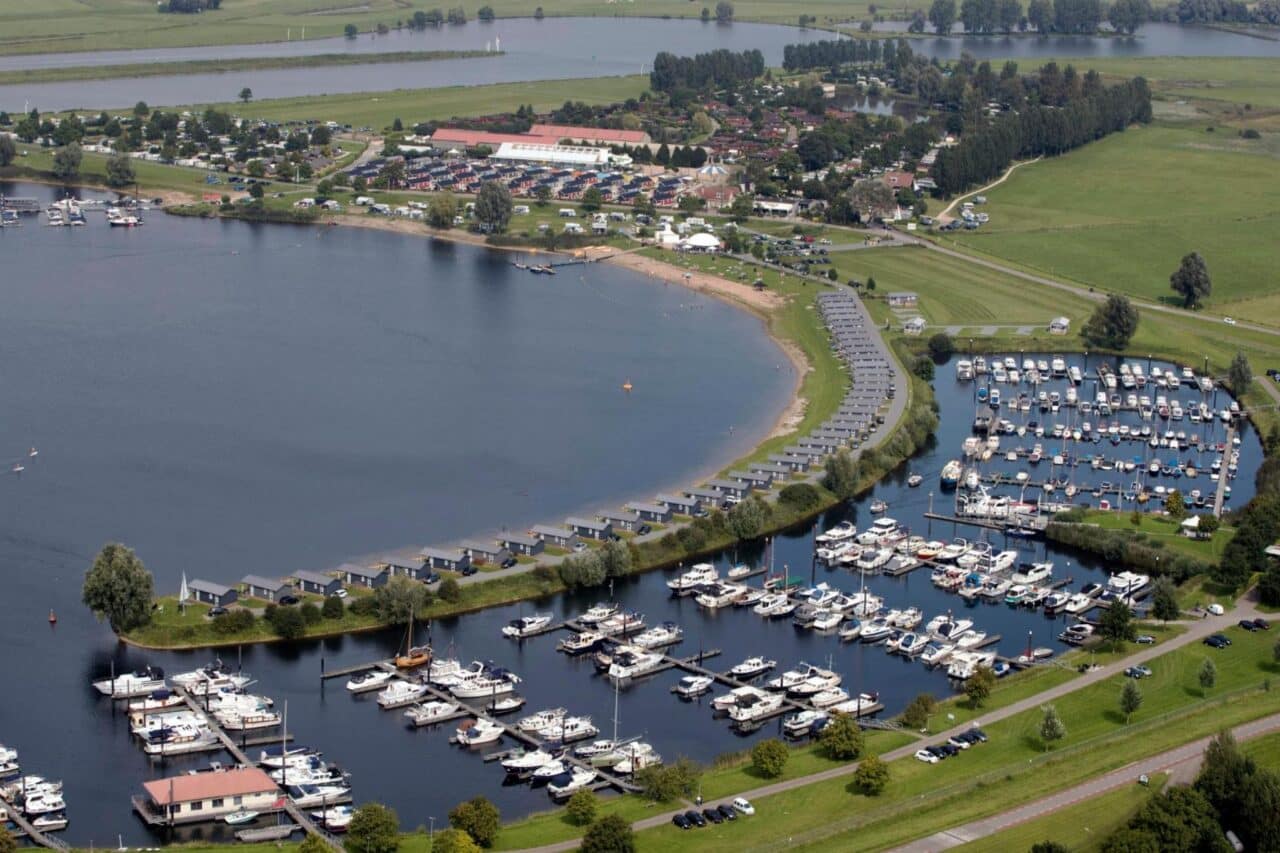 Camping Netherlands Rental accommodation Vakantiepark Eilandvan Mauri