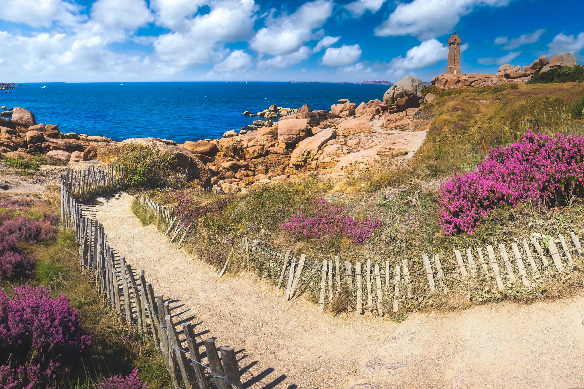 Camping in Brittany: The best campsites & personal recommendations for activities