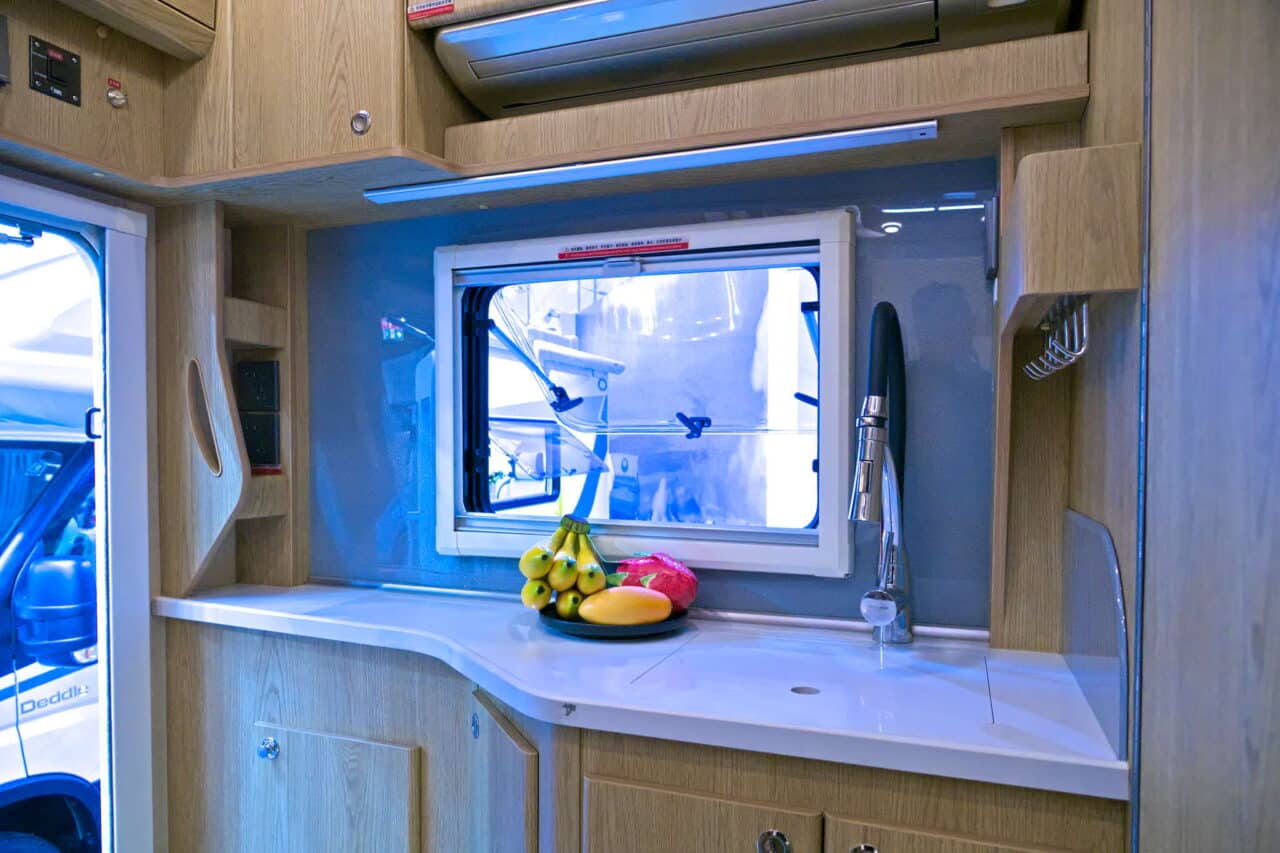 deddle rv easy tour e pro kueche 1
