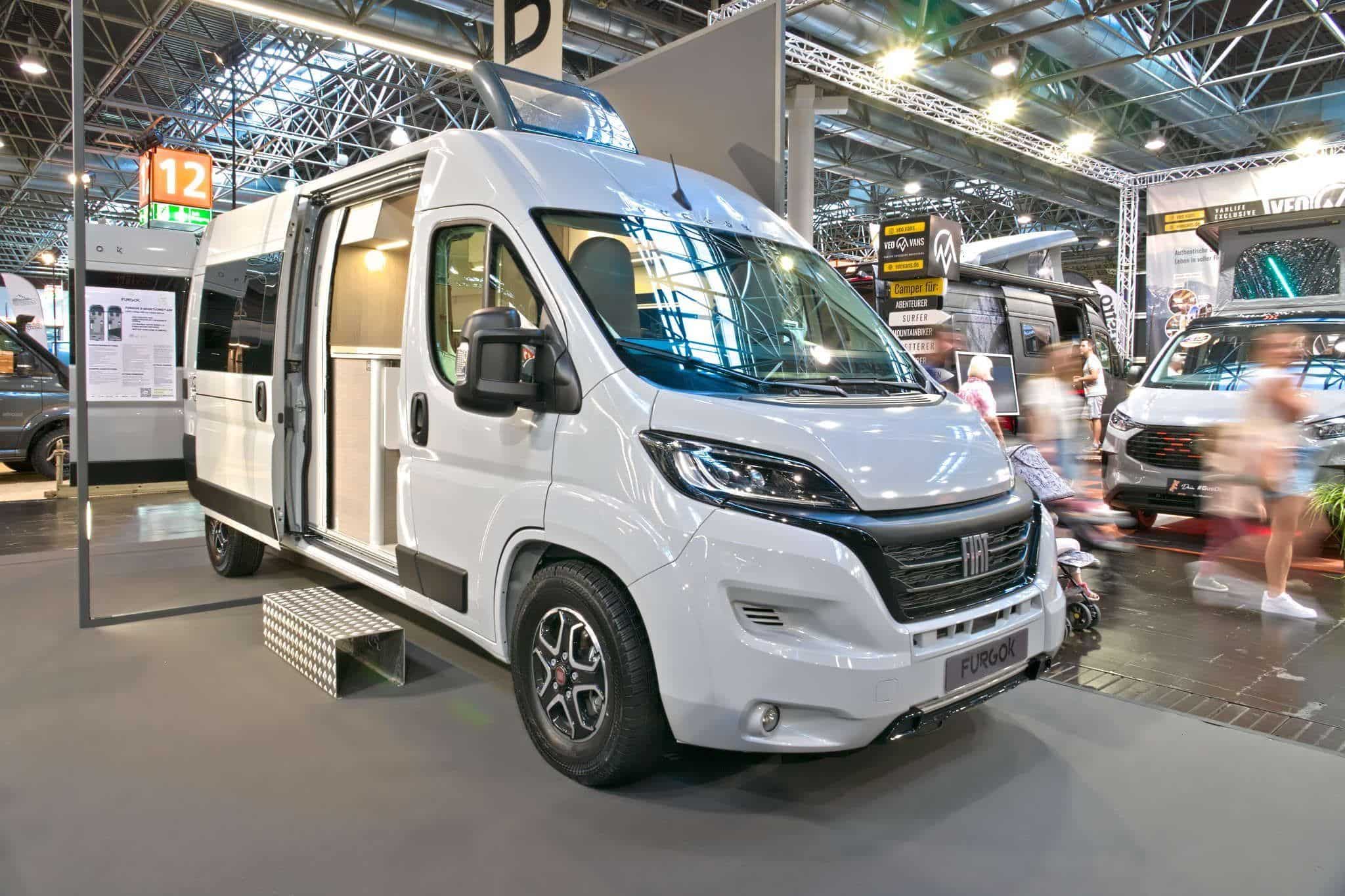 FurgoK X-Sportlong 600 (2025) – Practical panel van with plenty of storage space and ingenious folding shower