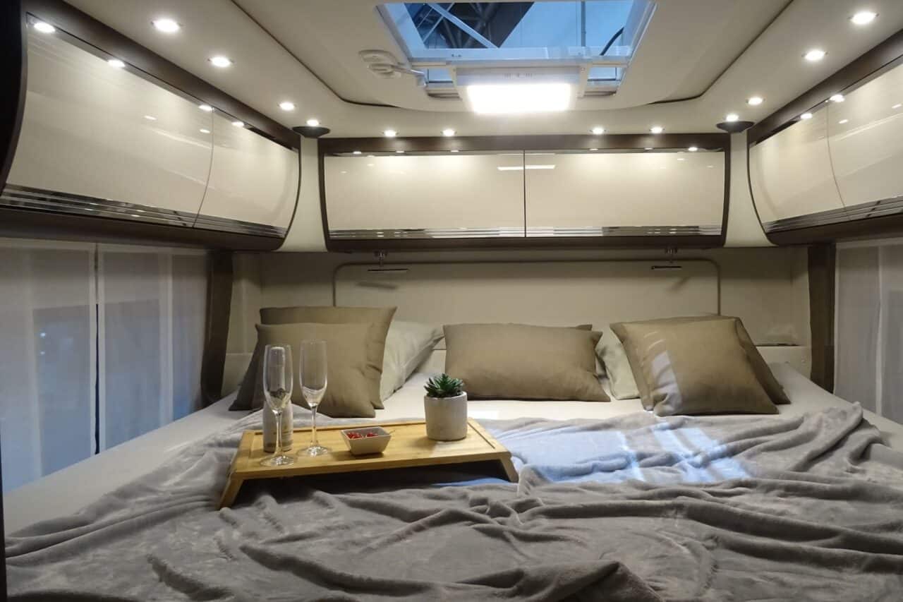 morelo grand empire 26t schlafbereich caravan salon 2024 c katja scholz