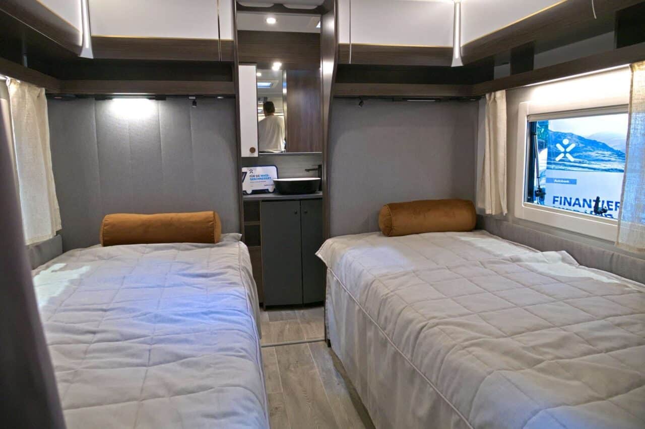 polar chimera 730 bsl caravan salon 2024 betten