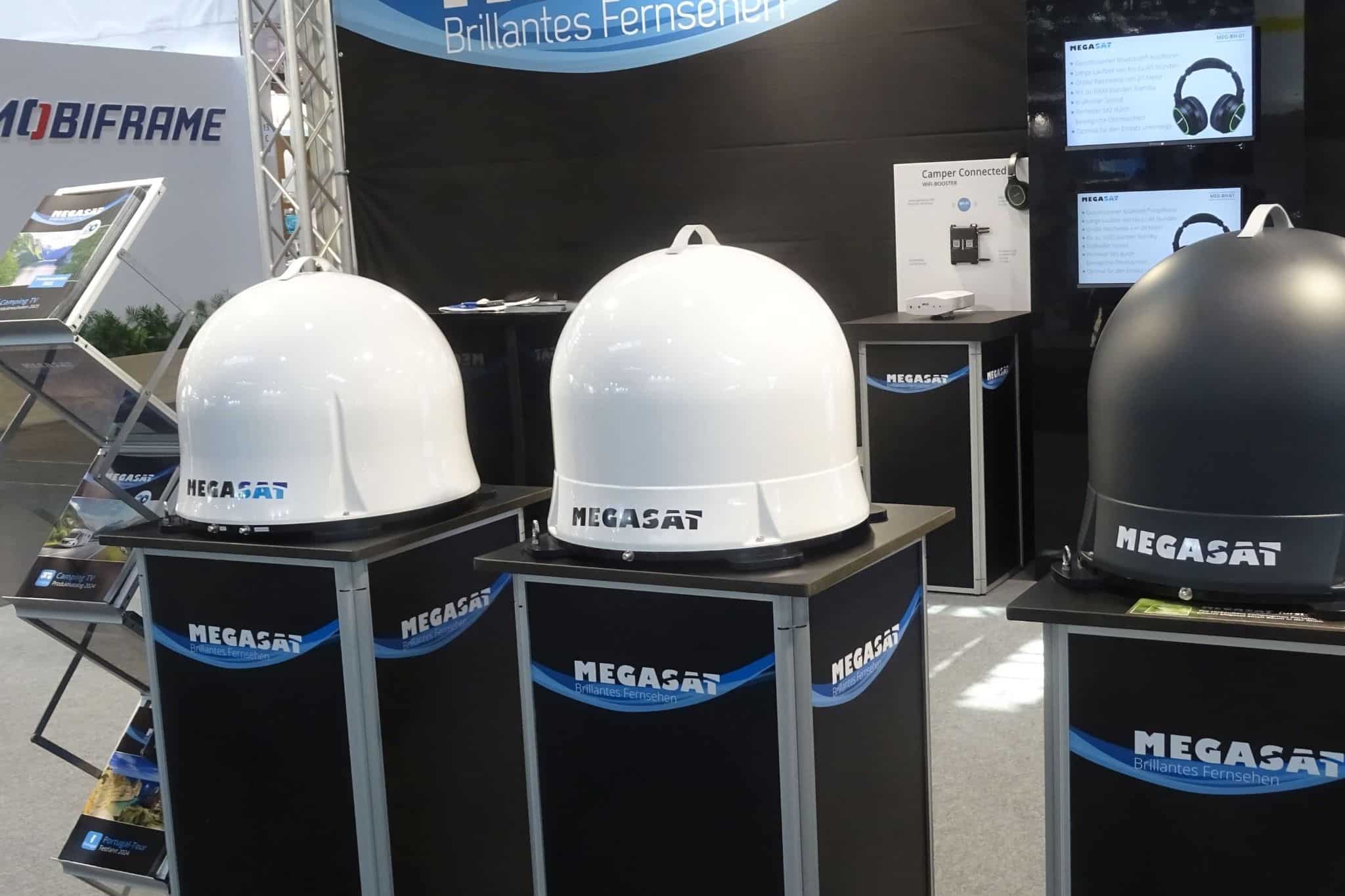 Megasat product innovations (2025) – Mobile satellite antenna, WiFi booster and Bluetooth headphones