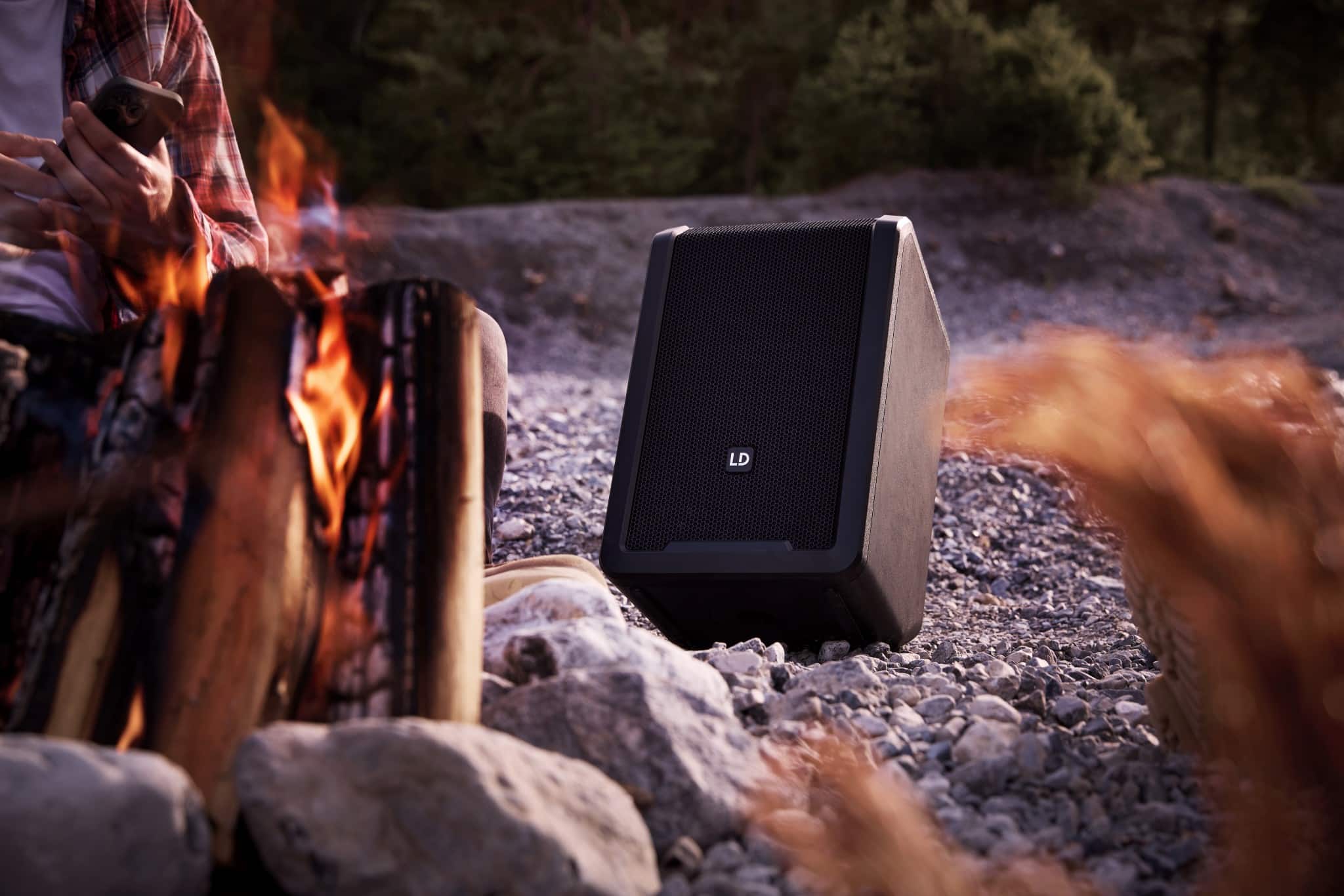 LD ANNY 8: The robust outdoor speaker for the new generation of campers