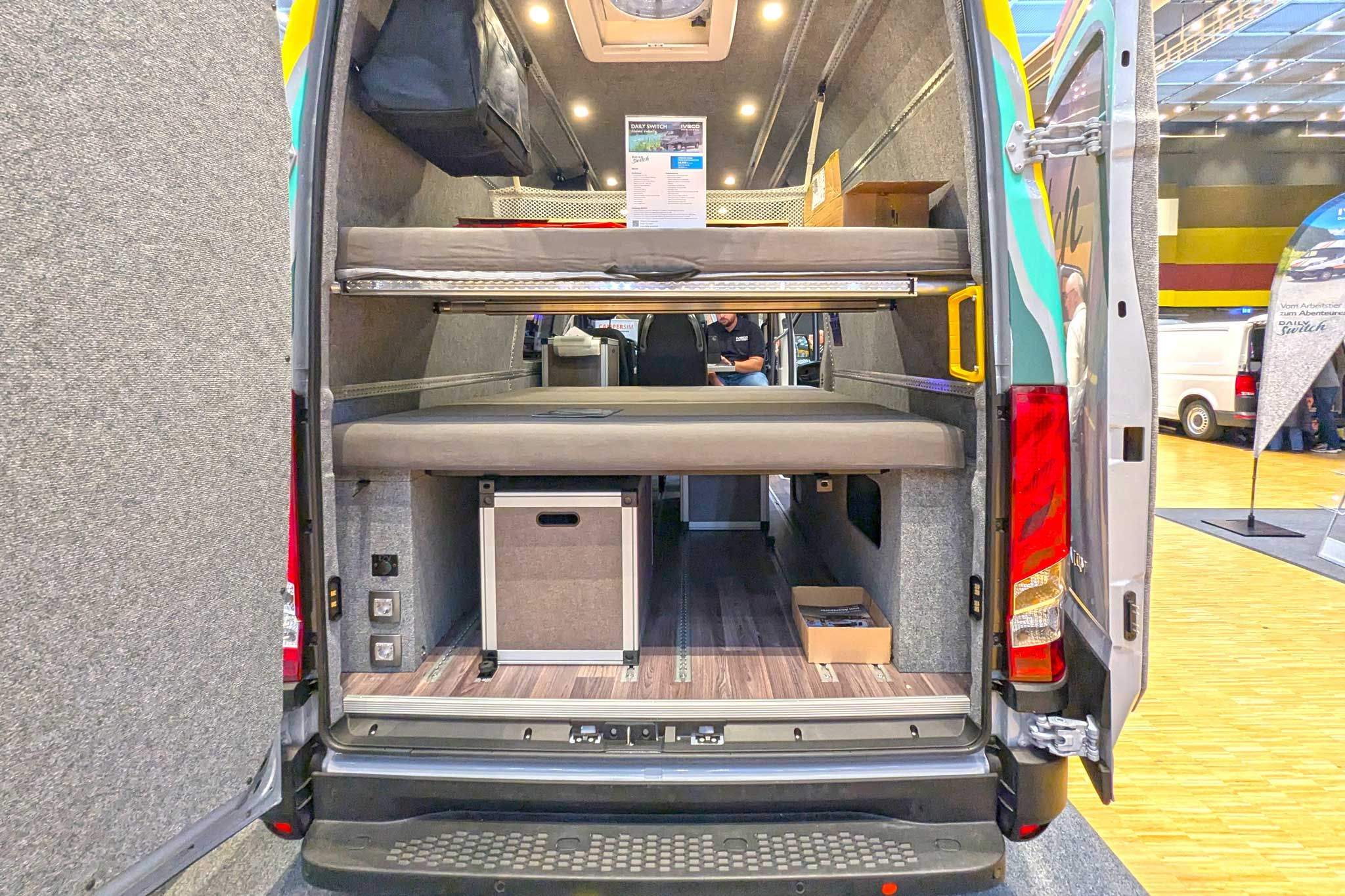 LMC Modo (2025) – individual expansion thanks to modular furniture system for the Iveco Daily Switch
