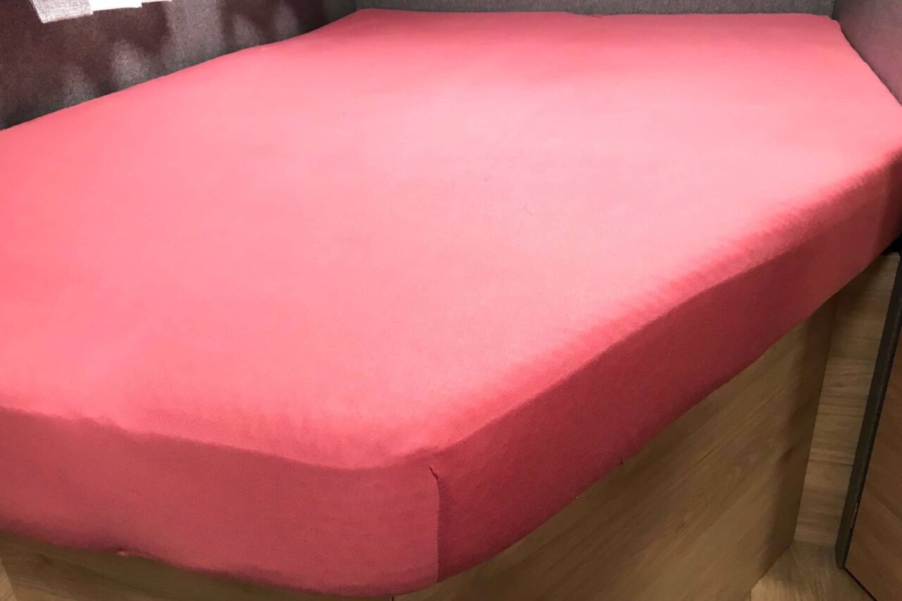 Mattress with special dimensions? How to sew a suitable fitted sheet for motorhomes and caravans! 15 spannbettlaken wohnmobil selber machen fertiges spannlaken