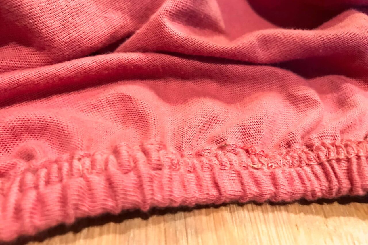 Mattress with special dimensions? How to sew a suitable fitted sheet for motorhomes and caravans! 13 spannbetttuch wohnwagen sondermasse selber naehen linke seite