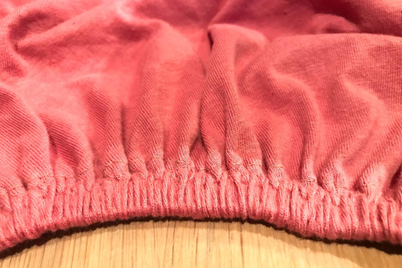Mattress with special dimensions? How to sew a suitable fitted sheet for motorhomes and caravans! 14 spannbetttuch wohnwagen sondermasse selber naehen rechte seite