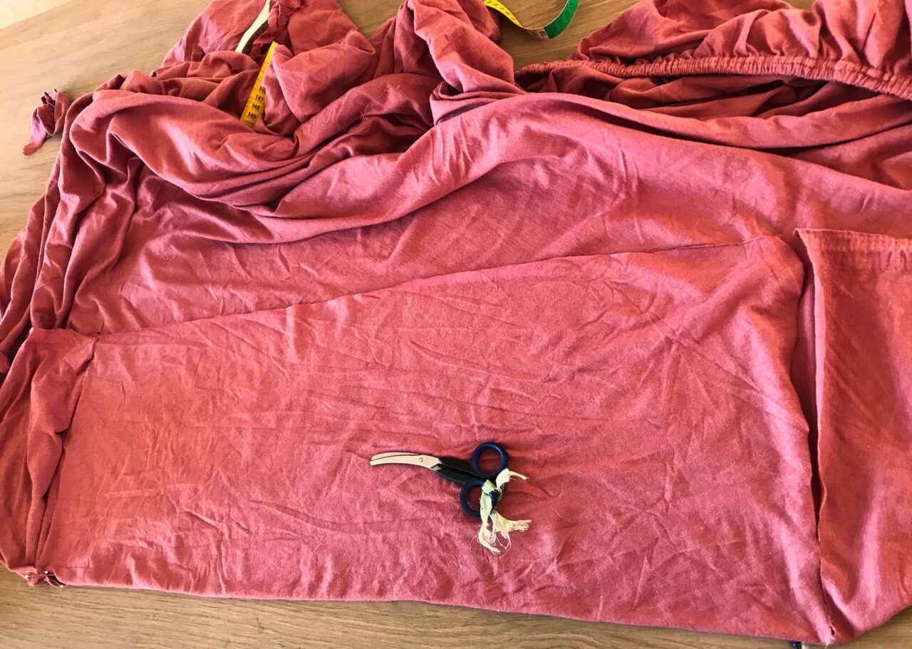 Mattress with special dimensions? How to sew a suitable fitted sheet for motorhomes and caravans! 5 spannlaken wohmobil selber machen zuschneiden