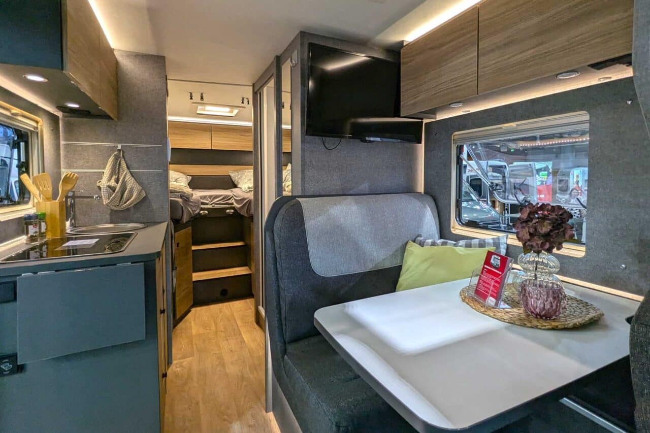 dethleffs globebus performance 4x4 interieur