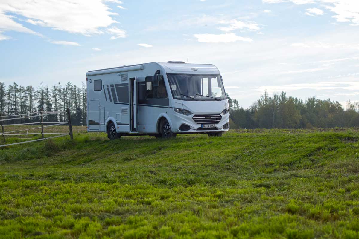 Carado I338 pro+ in the Camperstyle long-term test: compact integrated model for all-time campers and families