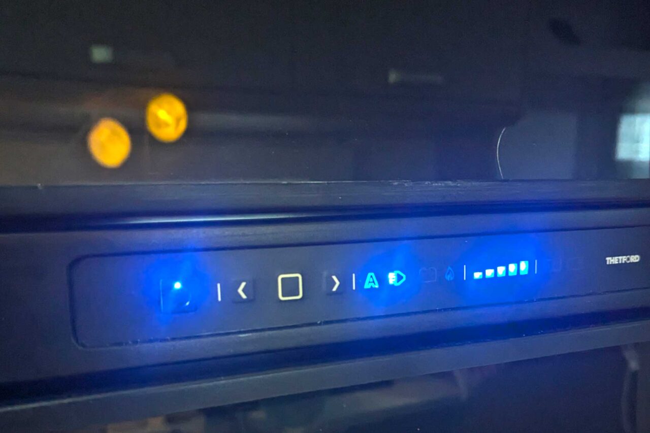 Refrigerator